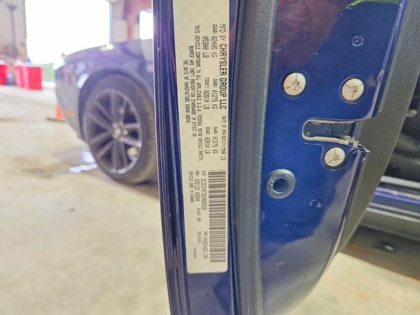 2013 DODGE CHALLENGER R/T — VINS