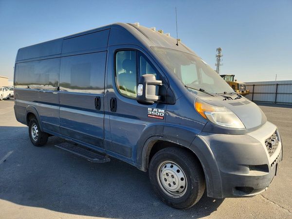 2021 RAM PROMASTER 3500 — Passenger 3/4