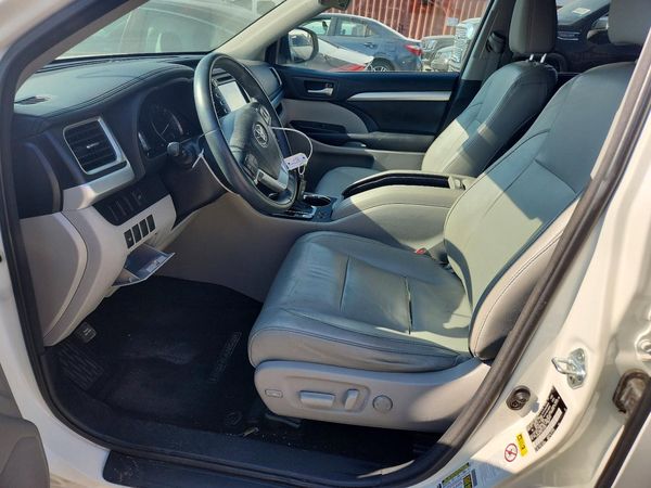 2015 TOYOTA HIGHLANDER Base/Hybrid — DENT