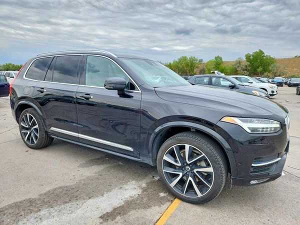 2019 VOLVO XC90 Inscription — Passenger 3/4