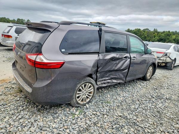 2015 TOYOTA SIENNA — PSRA