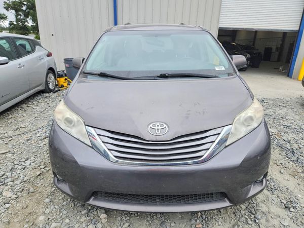 2015 TOYOTA SIENNA — DIRF