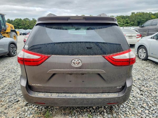2015 TOYOTA SIENNA — DIRR