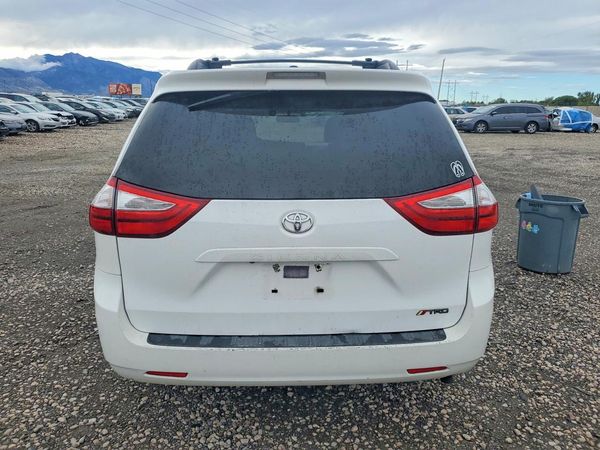 2015 TOYOTA SIENNA — DIRR