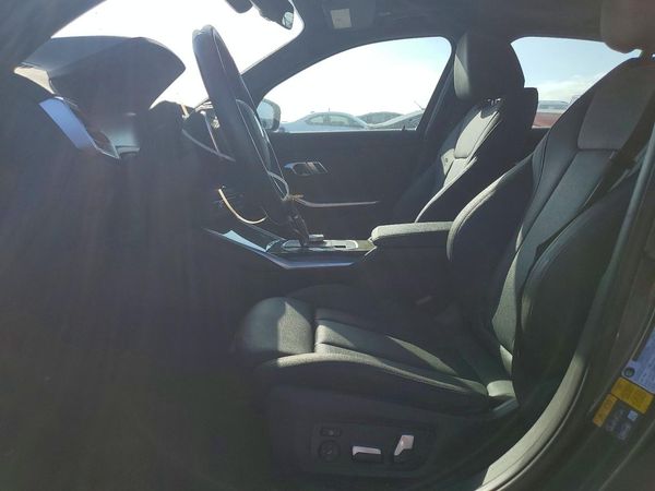 2021 BMW 330E — DENT