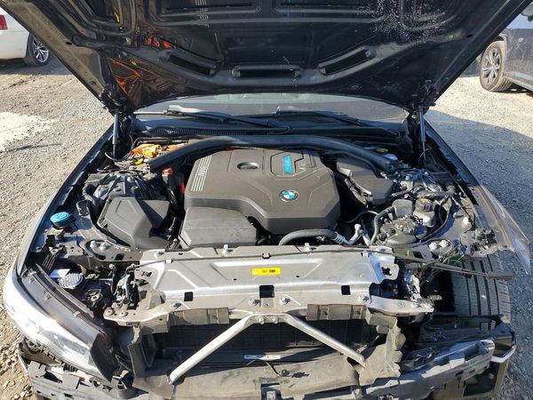 2021 BMW 330E — Engine bay