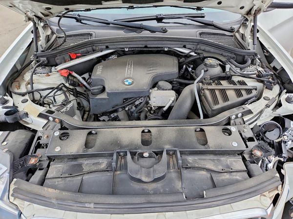 2017 BMW X3 xDrive28i — Engine bay