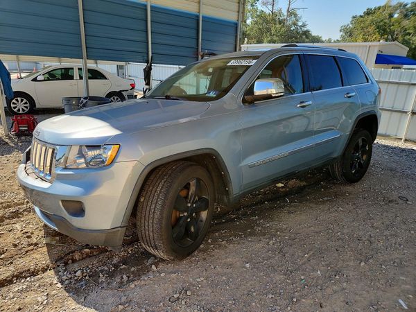 2013 JEEP CHEROKEE — DSFA — Front 3/4