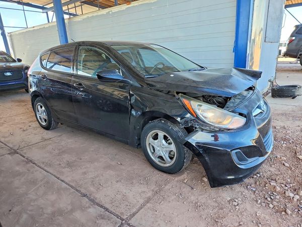 2013 HYUNDAI ACCENT GLS, GS — Passenger 3/4