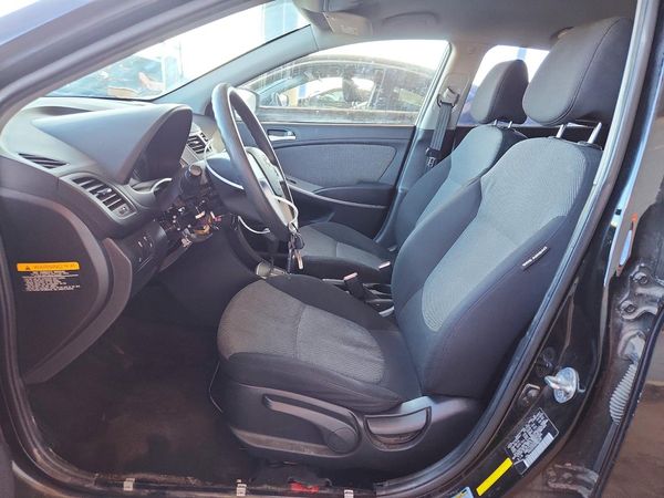 2013 HYUNDAI ACCENT GLS, GS — DENT