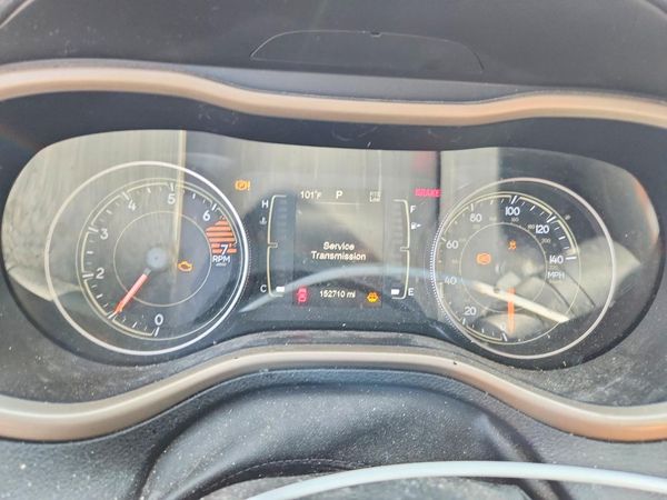 2016 JEEP CHEROKEE Sport — ODOM