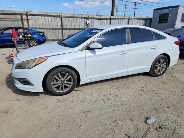 2015 HYUNDAI SONATA — DSFA — Front 3/4