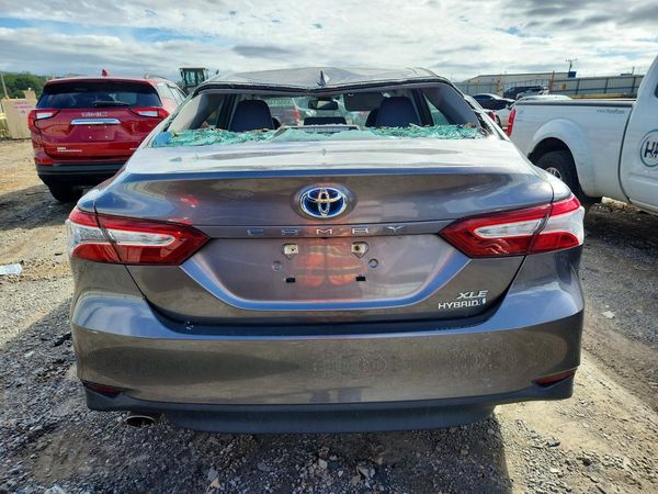 2020 TOYOTA CAMRY XLE — DIRR