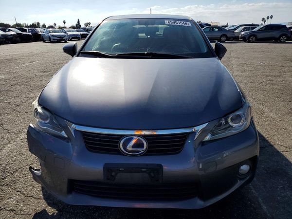 2013 LEXUS CT 200 200h — DIRF