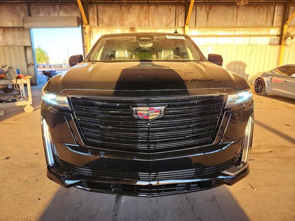 2021 CADILLAC ESCALADE Sport Platinum — DIRF