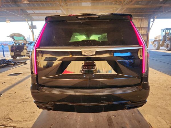 2021 CADILLAC ESCALADE Sport Platinum — DIRR