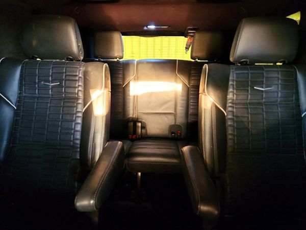 2021 CADILLAC ESCALADE Sport Platinum — SUVN