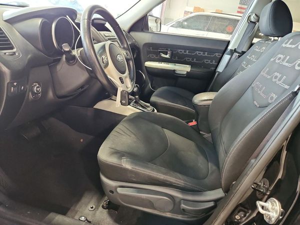 2012 KIA SOUL GL — DENT