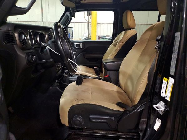 2020 JEEP WRANGLER UNLIMITED Unlimited Sport — DENT