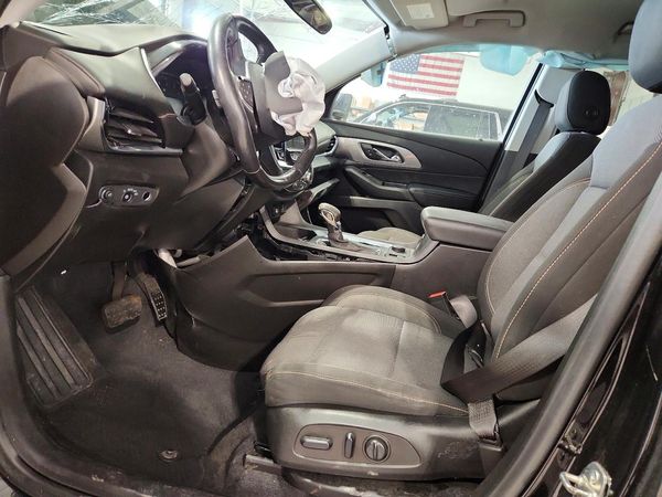 2021 CHEVROLET TRAVERSE LT — DENT