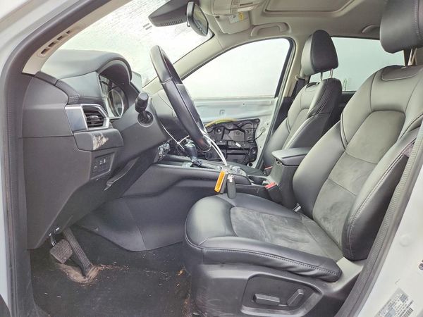 2018 MAZDA CX-5 Touring — DENT