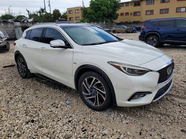 2018 INFINITI QX30 — Passenger 3/4