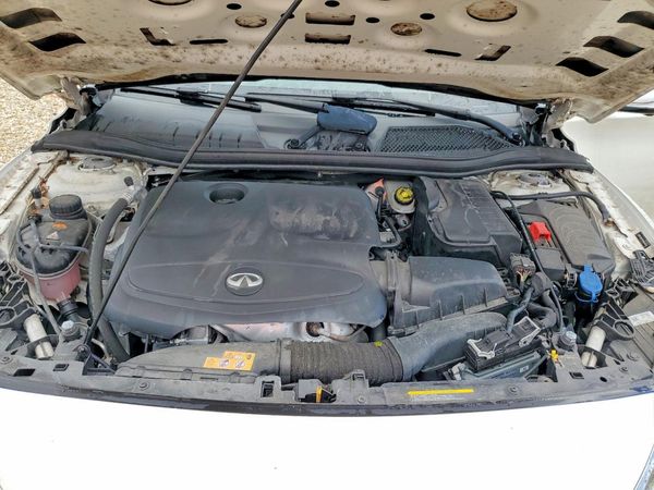 2018 INFINITI QX30 — Engine bay