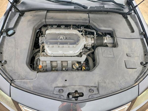 2012 ACURA TL TECH — Engine bay