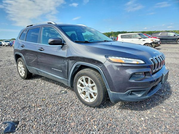 2016 JEEP CHEROKEE Latitude/Longitude/North — Passenger 3/4