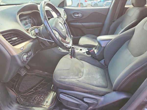2016 JEEP CHEROKEE Latitude/Longitude/North — DENT