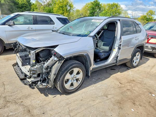 2021 TOYOTA RAV4 — DSFA — Front 3/4