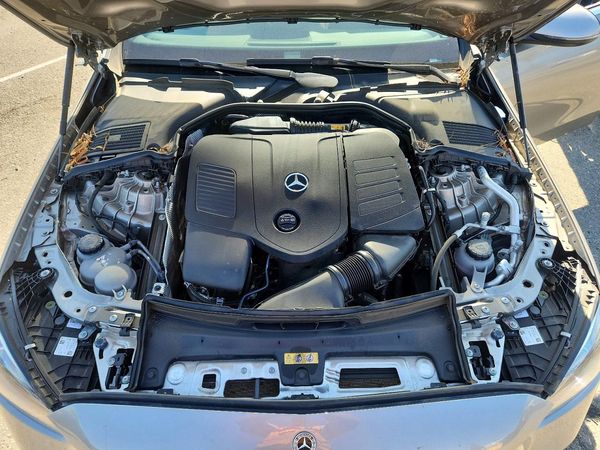 2024 MERCEDES-BENZ C C300 — Engine bay