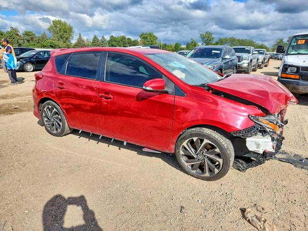 2017 TOYOTA COROLLA — Passenger 3/4