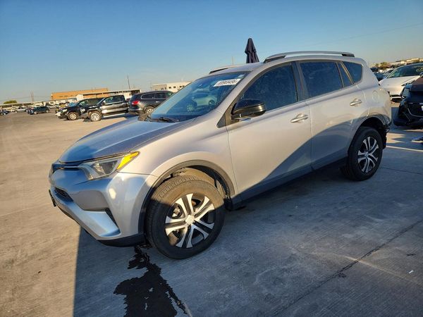 2018 TOYOTA RAV4 — DSFA — Front 3/4