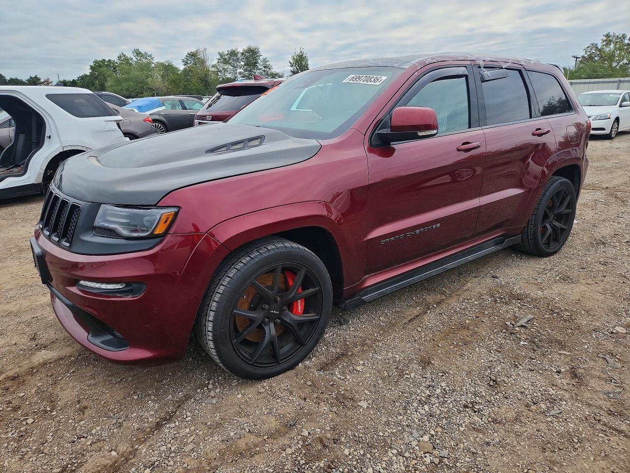 2016 JEEP GRAND CHEROKEE SRT — Front 3/4