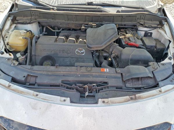 2014 MAZDA CX-9 Touring/GS — Engine bay