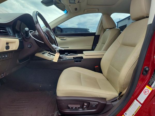 2017 LEXUS ES 350 — DENT