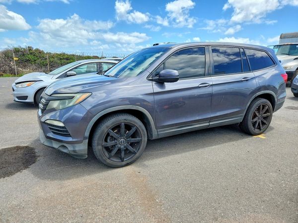 2017 HONDA PILOT EX — Front 3/4