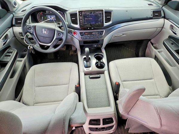 2017 HONDA PILOT EX — CKPT