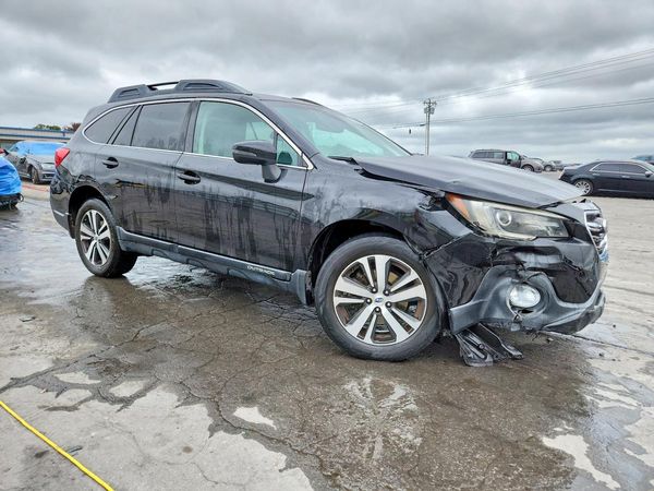 2018 SUBARU OUTBACK Limited+M/R+ES+NAVI — Passenger 3/4