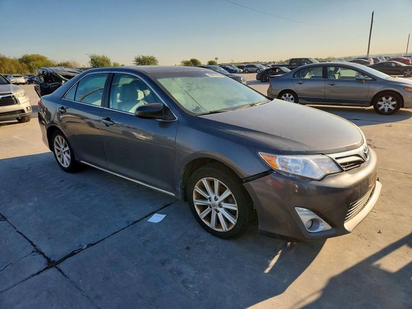 2012 TOYOTA CAMRY — Passenger 3/4