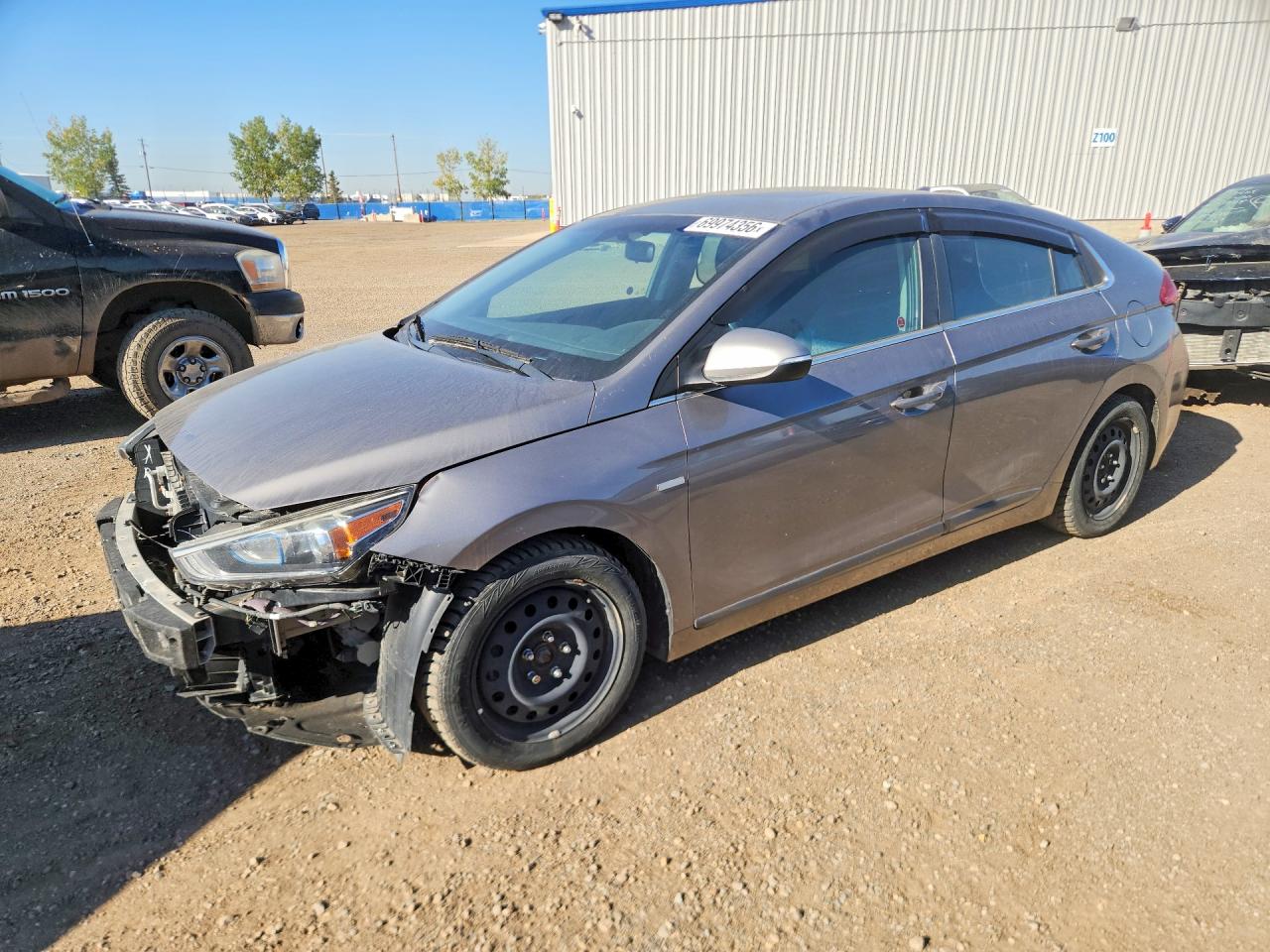2019 HYUNDAI IONIQ Limited (HEV) — Front 3/4