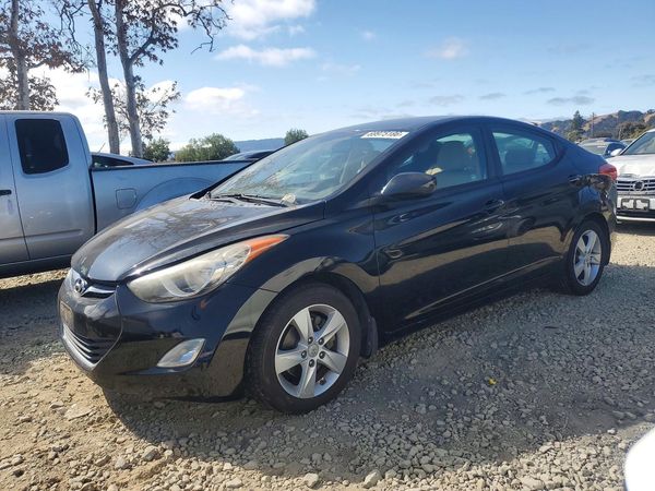2012 HYUNDAI ELANTRA — DSFA — Front 3/4