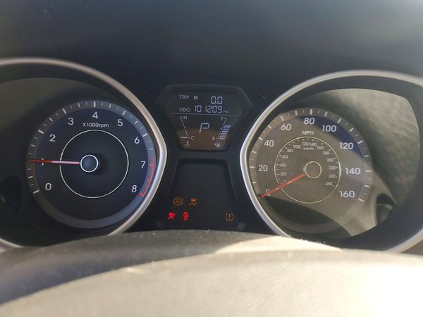 2012 HYUNDAI ELANTRA GLS(Middle grade) — ODOM