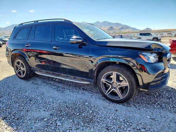 2022 MERCEDES-BENZ GLS GLS580 4MATIC — Passenger 3/4