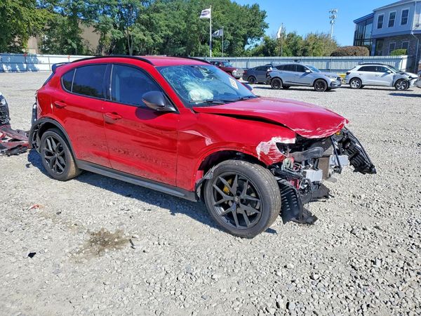 2020 ALFA ROMEO STELVIO RWD — Passenger 3/4