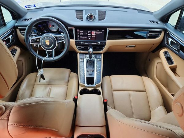 2021 PORSCHE MACAN S — CKPT