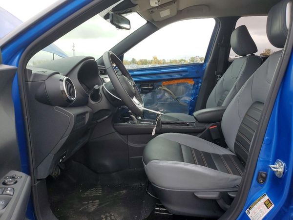2021 NISSAN KICKS SR — DENT