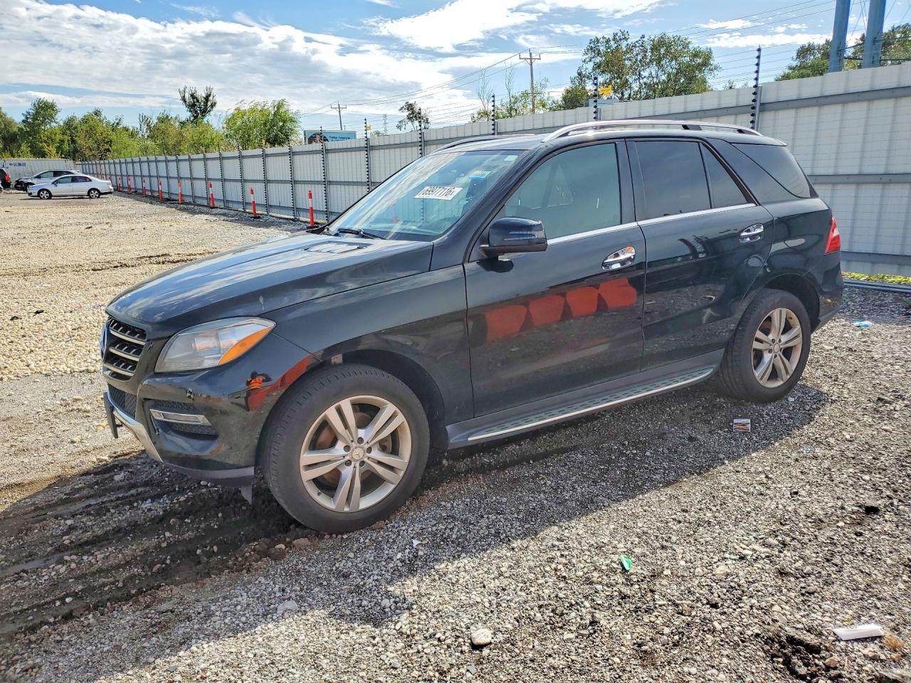 2014 MERCEDES-BENZ ML ML350 4-MATIC — Front 3/4