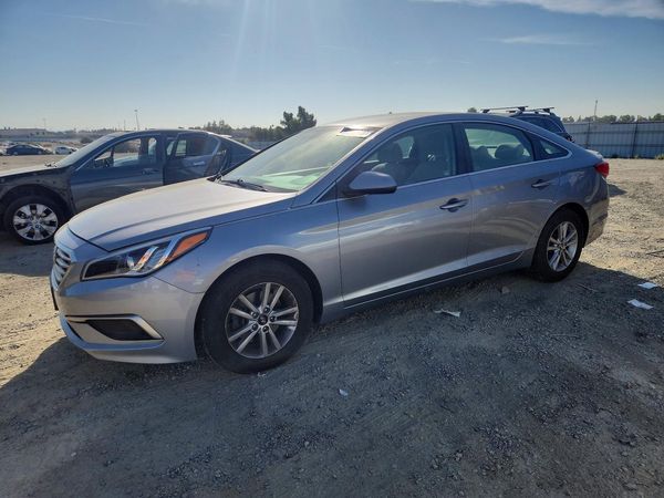 2017 HYUNDAI SONATA — DSFA — Front 3/4